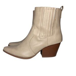 Western Style Booties Cream Faux Leather WMN's Sz 9 Qupid Cowgirl booties